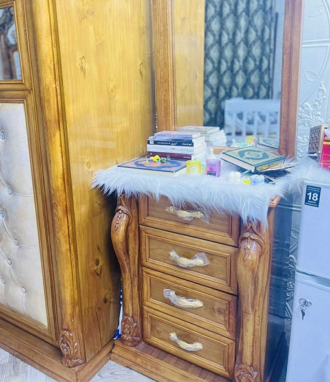 غرفه صاج عراقي تصميم تركي بعدهي جديده اليدات بعدهن بجيسهن اشتريتها ب 3 ملاين ونص امانه الله ورسوله
واريد  ابيعها بمليونين ونص وبيها مجال مكانها بغداد حي العامل لحد يكسر بسعرها لان الغرفه جديده @إشارة


**إذا كنت صاحب هذا الإعلان وتريد حذفه لأي سبب، رجاءا أرسل رسالة إلى الدعم الفني**