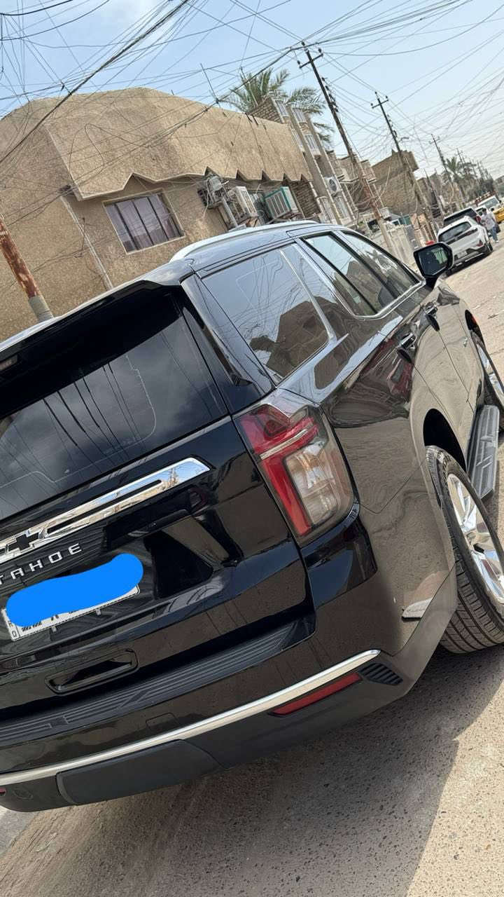 تاهو للبيع مديل 2023 ls 
خليج مكفول من الصبغ والتبديل بيهه فقط ملاحظات بارد 
-بجم محدث برايمر والدعامية الاصلية موجودة ومكفولة 
-شاشة عدادات دجتل 
-علامة ضوء القمر بلادي 
-ويل 20 
-تخم تاير جديد 
-رادار امامي 
-تحديد مسار 
-نقطة عمياء 
-ثلاجة 
-كشنات خلفي متصل 
-باقي المواصفات ls المعروفة 
-السيارة ماشية 107 الف كيلو 
-السيارة رقم بغداد وبأسمي 
السعر 415 وبيهه مجال بسيط
***********
