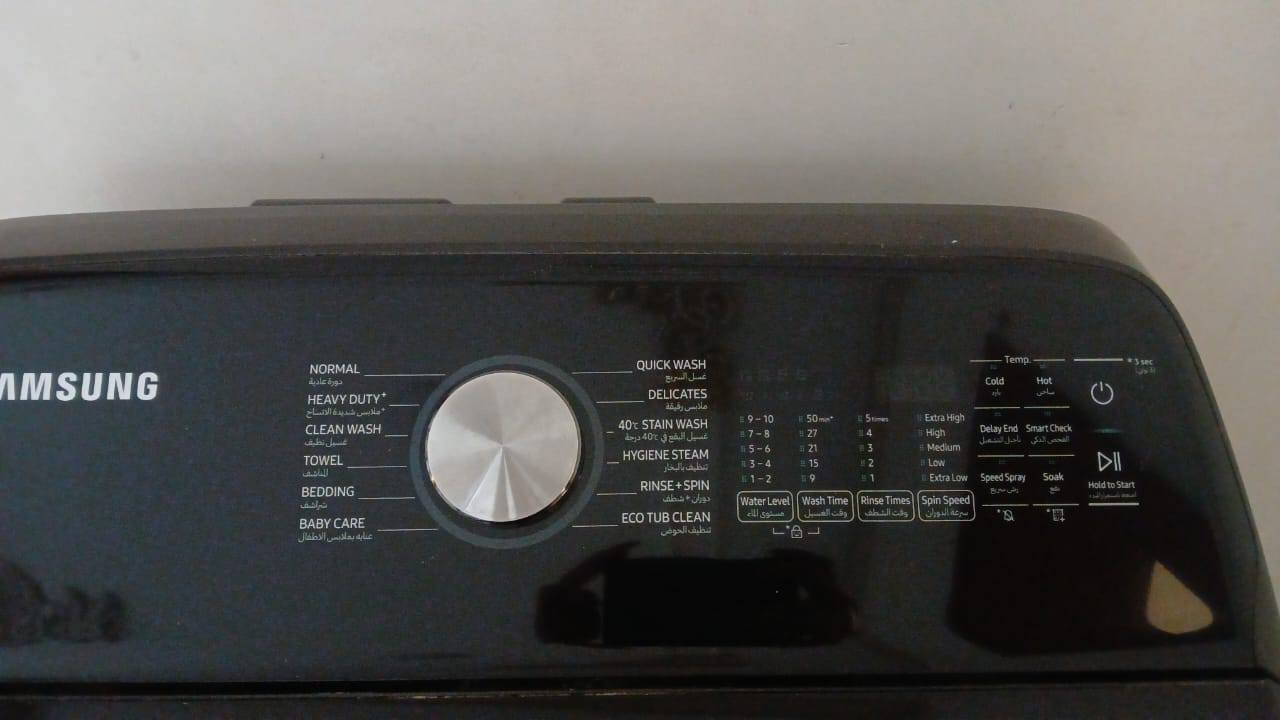 السلام عليكم غساله اوتوماتيك من شركه سام سونج وزن 18ك  غساله جديده عطلها سخيف او سبب البيع محد يعرف يستخدمها للأستفسار ***********
