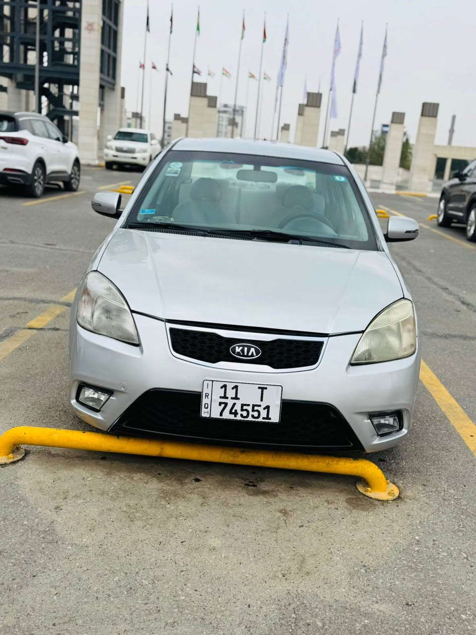 السلام عليكم 
ريو خليجي 2012 للبيع
محرك 1600
السياره كامله اي نقص مابيها 
بيها قطع صبغ بدون دواخل ابيع حزام 
للاسفسار ***********
مكان السياره بغداد الاغظميه
السعر المطلوب 85 وبيها مجال بسيط بغداد, العراق
