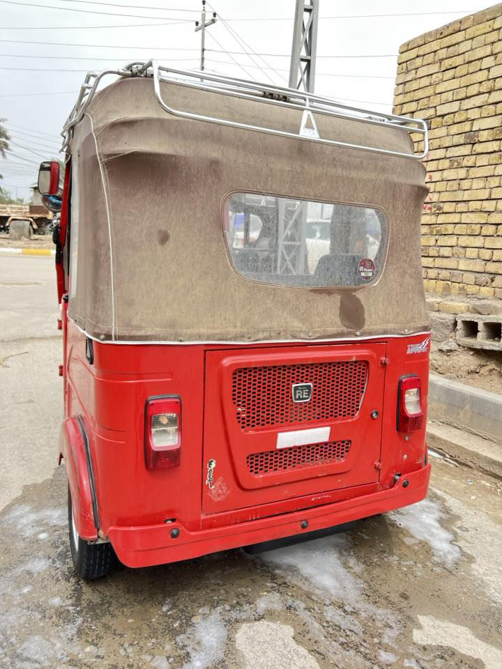 السلام عليكم تكتك البيع مديل 22 شهر 8 رقم ذي قار تحويل  مباشر مال جناي مكان ناصريه رفاعي سعر ٨٦٠٠ وبيه مجال فارق تفاصيل عل تصال *********** مكلف بل نشر
