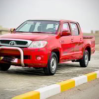 هايلوكس • ٢٠١١ • مكفولة سنة