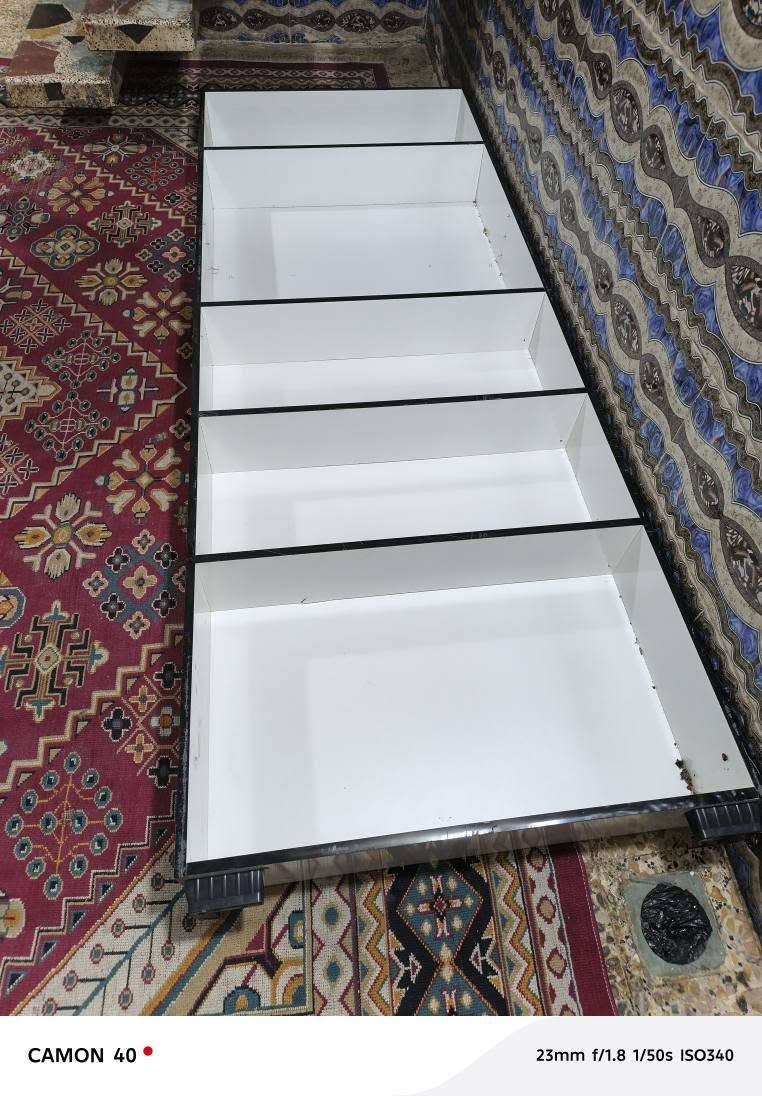 ‏سلام عليكم فاترينات العدد 15 قطعه شوفت عينك 
‏بيهن اني مشلع رفوفهن او بيهن مزرفه الرفوف لان جانن ديكور نراكيل سعر الفاترينه شي على شي سعر الوحده ٥٥ الف *********** ميسان عمارة, ميسان
