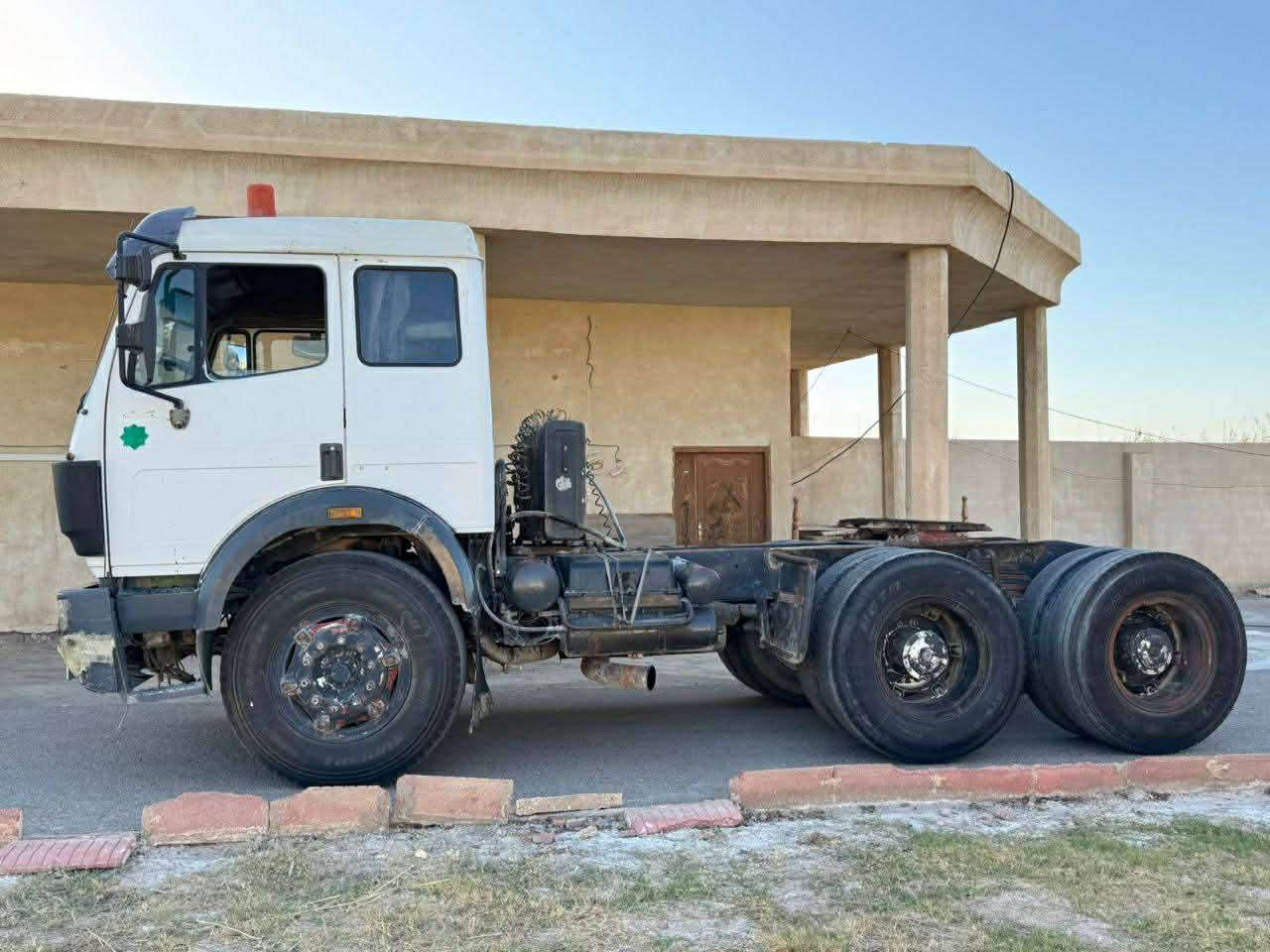 سيارة للبيع موديل 91 مجموعه جي اف مكينه 44 كير ٢٢٠
***********
