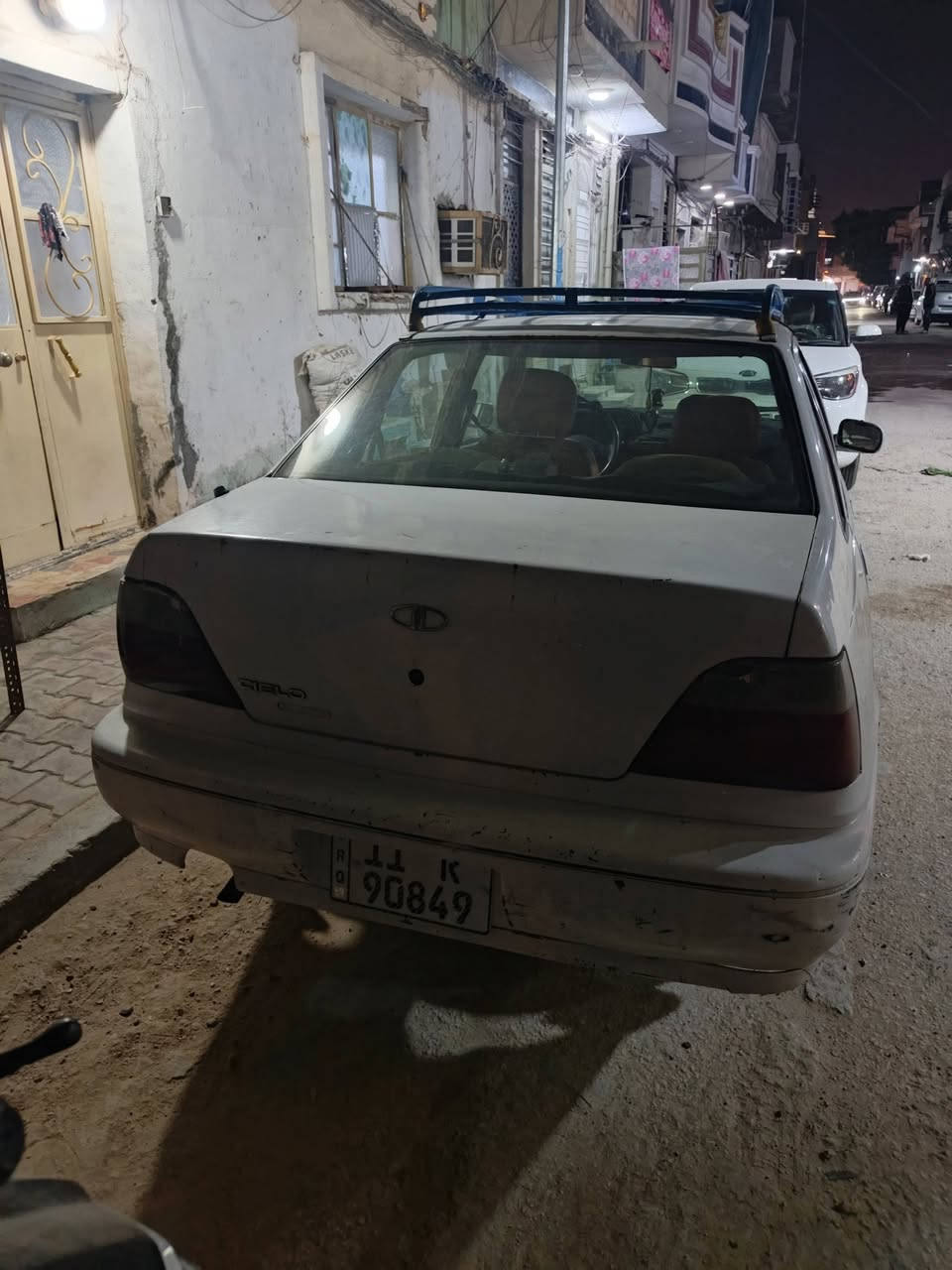 السلام عليكم دايو سلو موديل 96 رقم بغداد انجليزي باسمي سنويه 2030 سعر 26 ورقه  كير اوتوماتيك مكاني بغداد الكاظميه هاتف ***********
