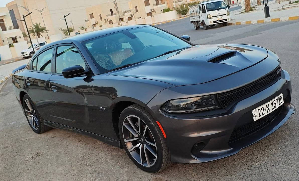 دوج چارجر  LAST CALL 2023 R/T 5700
لون نفطي 
السعر 260
حادثها كلش خفيف بنيد فقط بدون دواخل مبدل وشبرين pdr موضح بلفيديو  ايرباك ستيرن راجع سستم
الممشى 67الف كيلو 
مواصفات:
-السياره نظام SUPER TRACK مع lanch control 
-جلد+كنتارا شامو لون مميز
-حساسات خلفية
-شفتات ستيرن ￼
-سستم صوت ILPINE
-كاميرا خلفية
-داخل سستم كاربون فايبر
-تشغيل واطفاء عن بعد
-عدادت تسارع وتباطؤ 
-شاشة كبيره تدعم كاربلي
-كرسي سايق كهرباء
-درگة كنتاره نفس لون الغرفة(RT)
-برمجة الياس فصلة كات اوف وفتح سرعه وانطلاقية وصرفية وقود وبرمجة مراوح
-فلتر زيت گير مبدل مع الفلتر نوعية موبار الاصلي
-مطريات جمالية على البيبان
-كفرات امامية وخلفية
-شفقة جامة خلفية
-بردات تعتيم 100‎%‎
-ارضيات قماش مال الوكالة +ارضيات بلاستك نفس القالب
-بطارية جديده قبل 4ايام اشتريتها
-لد ضوئي بلدشبول احمر جمالية
السياره مابيها نقص اي شي  من محرك گير شاصي لغود دواخل مكفولات
مكاني صلاح الدين قضاء بلد
***********
