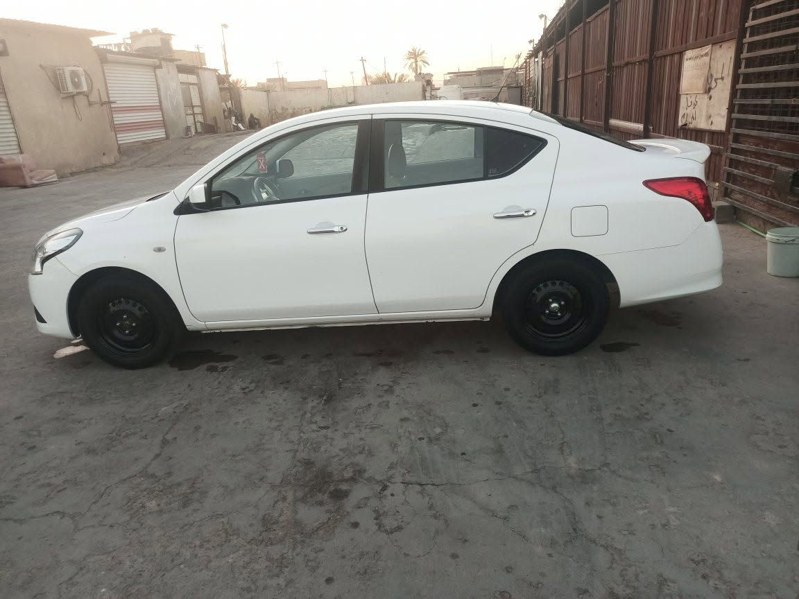 نيسان سني 23 بيهه طخات 2 زغار تخم تاير برجستوت تغليف حراراي ارظيه وكشنات ماشيه 45 رقم اربيل دولي وكاله بسمي شاشه وكامره سياره جاهزه من كلشي السعر 115  وبيهه مجال قليل *********** مكاني بصره
