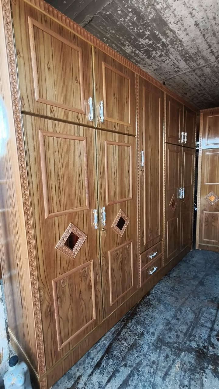 غرفه 5 ابواب. ملحق فصال تركي خشب صاج 5مليم نقش زان السعر مليون 150 الف عنوان موصل باب جديد داخل ساحة نادي الفتوه الرياضي مقابل افران السيد *********** اسيا *********** صبغ جقليتي جديده رجأ الما يشتري لا يخابر اقساط ماعندي مستعمل ماعندي
