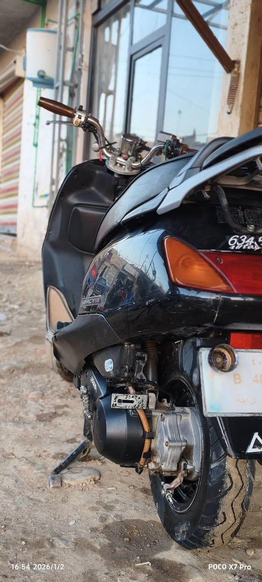 سلام عليكم ورحمه الله وبركاته سبيسي رمبه مكفوله كفاله عامه مكاني كوت حي جهاد واني بخدمت شراي ***********
