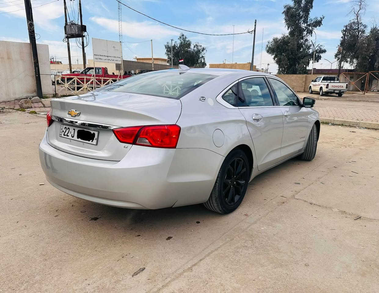 سلام عليكم 
امپالا 2020 lt ٦ سلندر
صور الحادث مرفقة 
جاملغ امامي صبغ 
باب وجاملغ خلفي سكن كلير امريكا ونفس الباب صار بي حادث هنا وانصبغ مرة ثانية
بدون ايرباك وبدون شواصي 
السيارة بدون نقص وجاهزة ومسويلهة ادامة كاملة يم الولد بالورشة قبل ٦ اشهر 
بساتم اكاديا مسلح قبل ٦ اشهر بدلتهة للعلم مجانت كاسرة بستم 
شاشة قاصة 
اندرويد اوتو وابل كار بلي 
وباقي مواصفات ال lt المعروفة
ماشية ١٢٦ الف مايل
*********** واتساب
*********** أربيل, العراق
