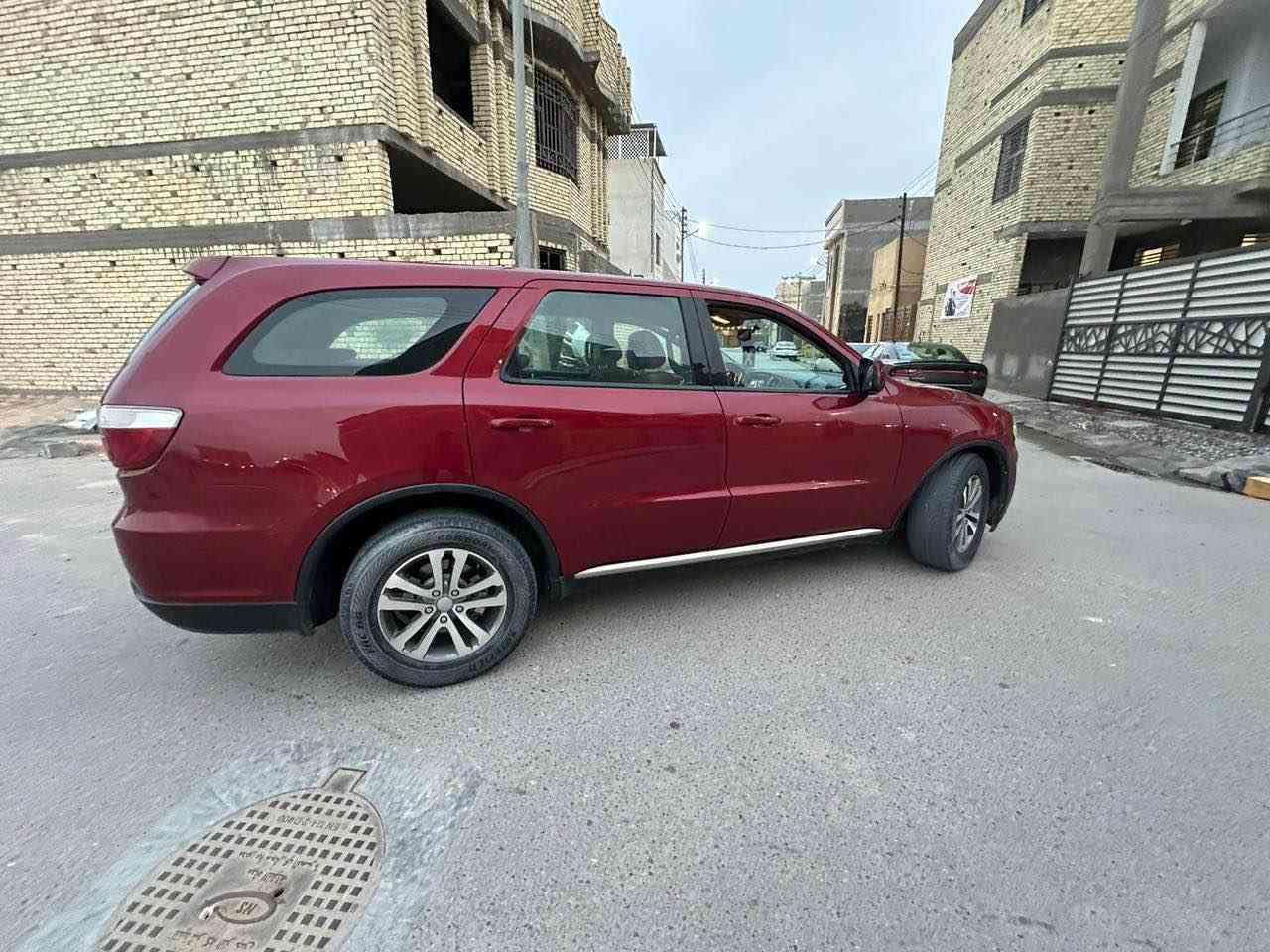 سلام عليكم دوج دورنكو خليجي موديل ١٣ بيها صبغ مدكر امامي شي بسيط قريب لايت جهه العبري محرك جديد سته سلندر ٣٦٠٠ رقمها بصره بسمي نص فول سعرها 175 وبيها مجال *********** هذا رقم واتس اب فقط البصرة, العراق
