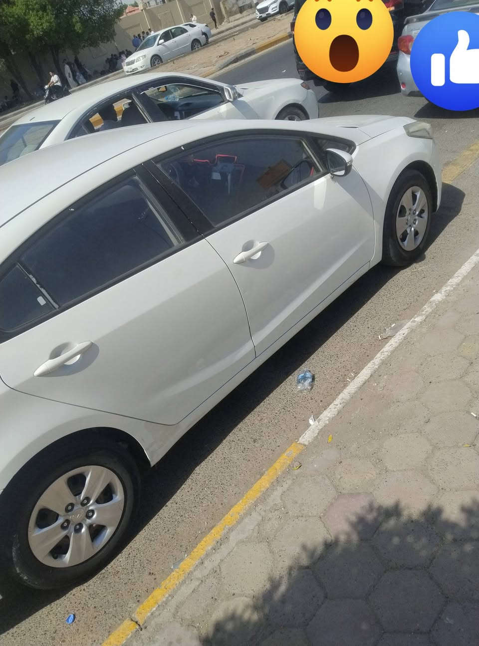 سلام عليكم سيراتو 17مكفول من صبغ سعر 137بيه مجال نجف لحريه ***********
