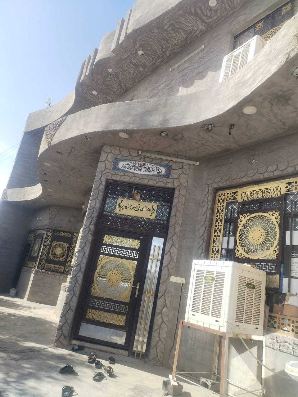 دار لبيع الموقع الضلوعيه
المساحه مع القطعه 1000متر
الاستفسار الاتصال ***********
