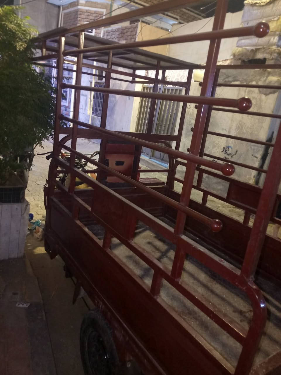 من رخصت الادمنيه توجد طرطوره للبيع اوراق جاهزه مليونين موديل 19محرك22الرمادي تأميم ***********
