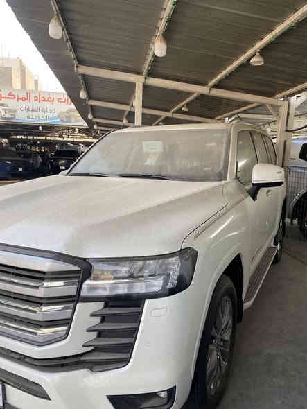 سلام عليكم 
يتوفر لاندكروز  
ضمان شركة ساز
موديل 2025
معرض خيرات بغداد المركزي بغداد الوزيريه مقابل المجمع العلمي 
الاستفسار 
ابو تماره ***********
حسن ***********
