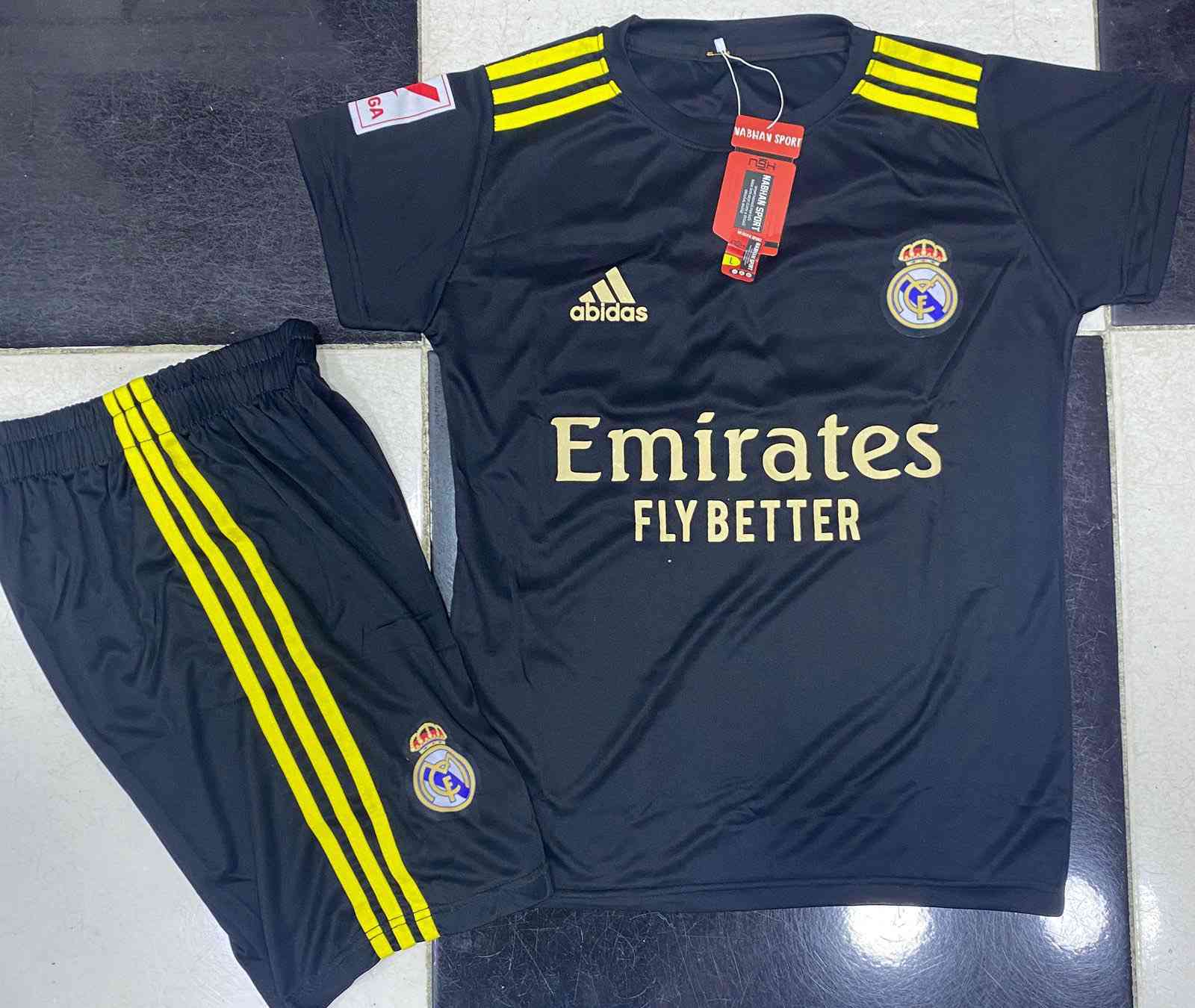 جوملە بەردەستە
قاتی وەرزشی سەرجەم قیاس و مۆدێلەکان 
١-٤سال
٤-١٢سال
١٢-١٨سال
                                                                         L,XL,2XL
گەیاندن بەردەستە بۆ هەموو عێراق


**إذا كنت صاحب هذا الإعلان وتريد حذفه لأي سبب، رجاءا أرسل رسالة إلى الدعم الفني**