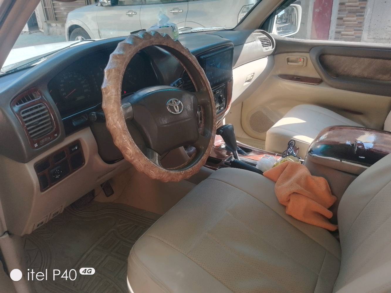 لاندكروزر 2001 خليجي رقم نجف مشروع وطني بسمي تبريد ثلاث قطع أرضية دوشمه شاشه كامره جديد بصمة كير مكينه صدر  خير من الله جيك دهن وماء وتوكل سعر 140 توصل ***********.
مكان سيارة بغداد