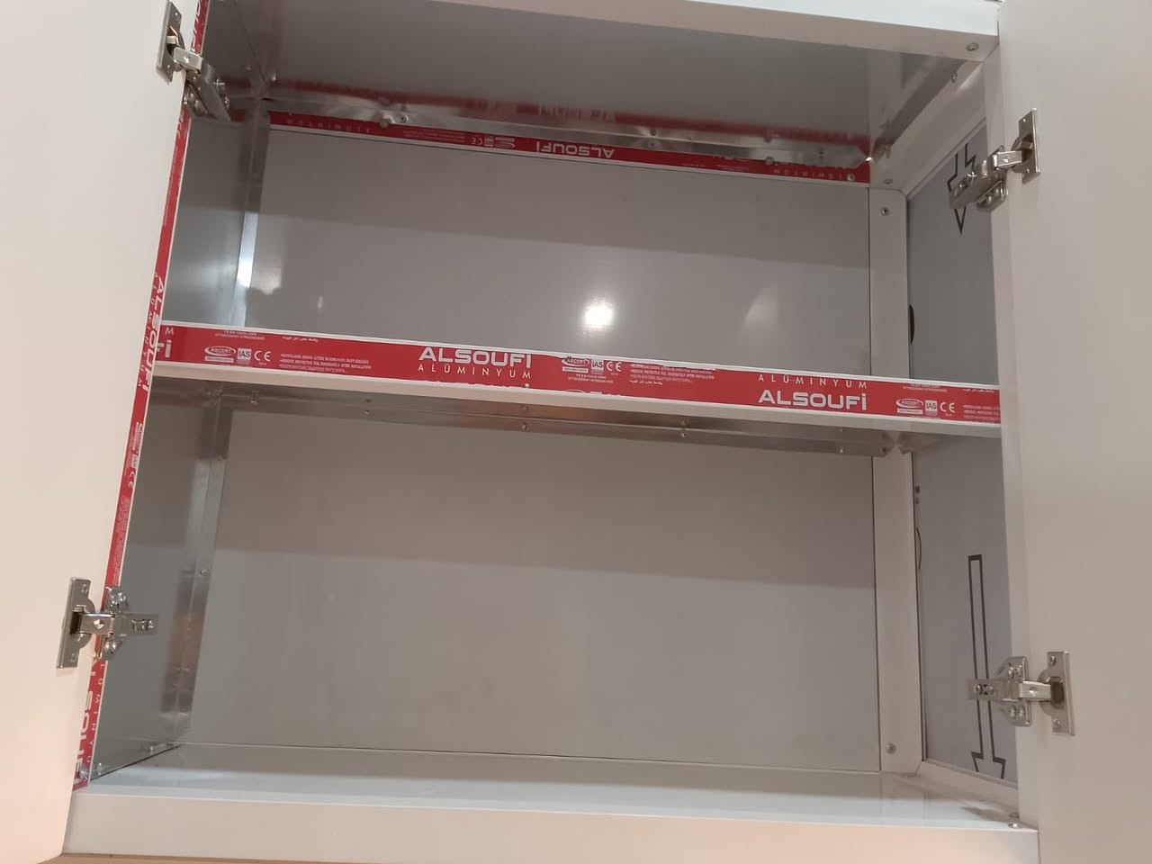 السلام عليكم كاونتر جديد للبيع استخدام شهر فقط سويته بمليون و٨٠٠
الداخل المنيوم والخارج خشب والسطح مرمر والسنك ستيل وبي مكان طباخ ومرشحة بلتن قياسه ٣ متر 

المكان الدولعي


**إذا كنت صاحب هذا الإعلان وتريد حذفه لأي سبب، رجاءا أرسل رسالة إلى الدعم الفني**