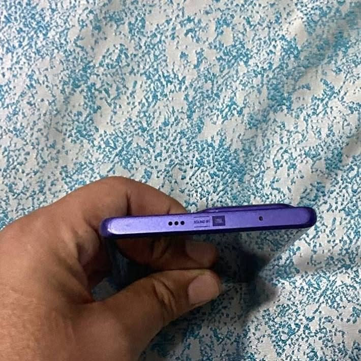 انفنكس نوت 50 s 
ذاكره 256 جيجابايت
بطاريه 5500 شاحنه 45 وات
المعالج 7300
الرام 8
سعر 325 بي مجال 
رقم ***********
