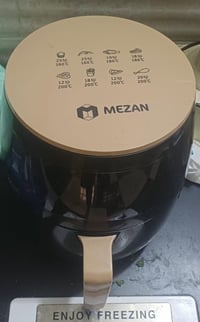 للبيع قلاية هوائية MEZAN بحالة ممتازة ✨ ✅ صحية وتحتاج كمية قليلة جداً ...