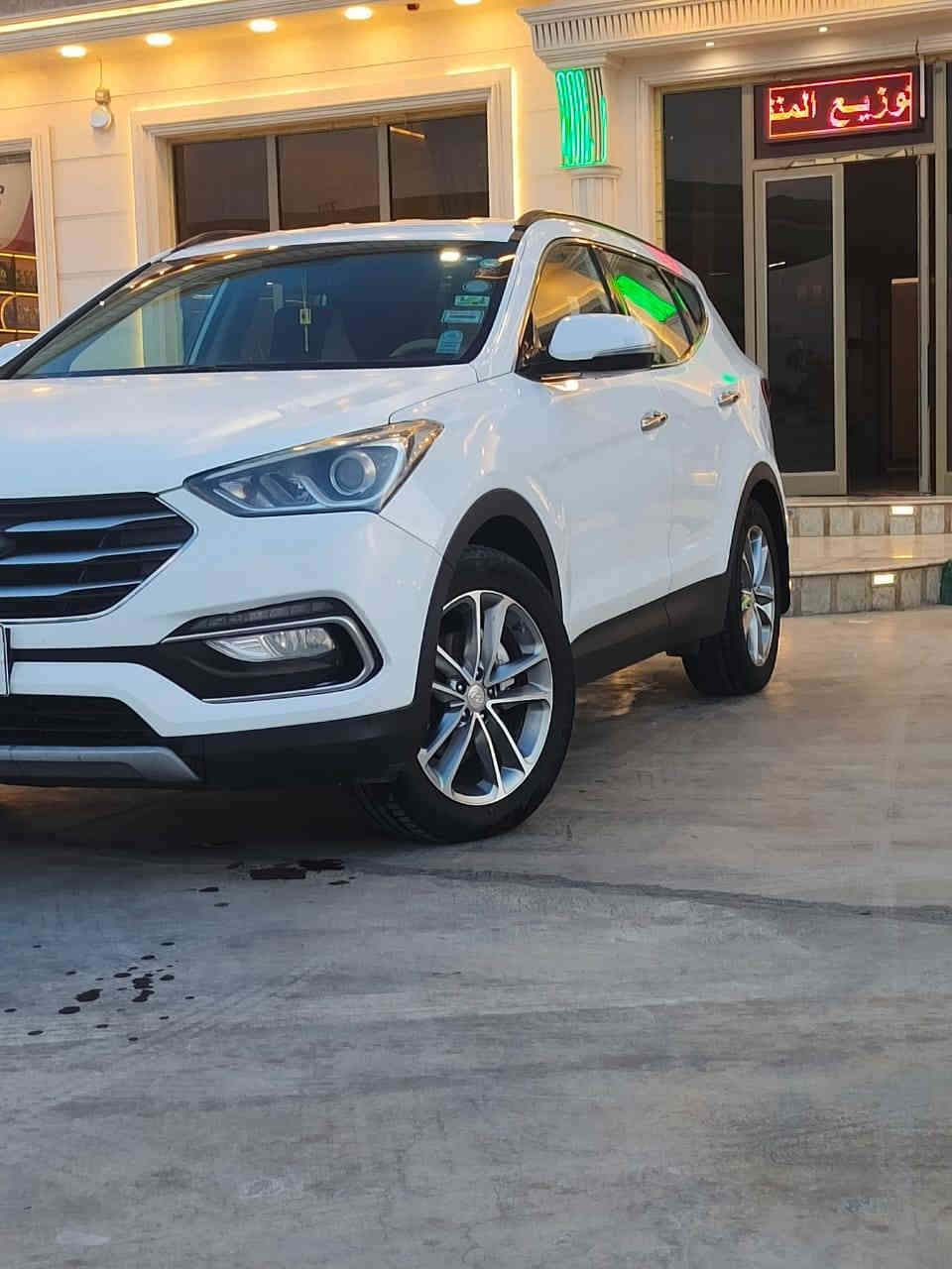 السلام عليكم 🖐️
سنتافي موديل 2018

مكفوله كفاله عامه (عدا 4 اصابع بخشم البنيد تكحيل فقط الباقي كفاله عامه)

مكينه 2400 دوش 
السياره ماشيه 105 

حساسات خليفيه +كامره دواره 

اصل سويج محوله بصمه شغل اربيل 

بصمه تشغيل+ بصمه ابواب 

تحكم ستيرن

7 راكب 

تخم تاير جديد

شاشه جبيره

كشنات جلد 

رقم اربيل تريد وكاله تريد تحويل 

كشن السايق كهرباء 

وبعد بيها مواصفات معروفه 

السعر 195 وبيها مجال قليل 

الاستفسار اتصل ***********
