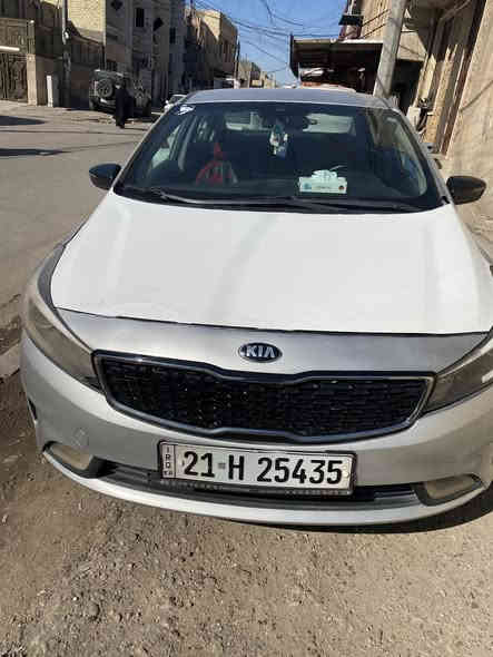 سلام وعليكم فورتي موديل 2017 محرك 2000دوش كير ايتي حادث دعامية خلفية وجملغ وبيه بلعراق طخات وبدون تبديل صبغ بس يرباك سليم بدون دوااخل تبريد محرك كفالة ب 110 وبية مجال رقم تليفون *********** مكاني بغداد الحرية
