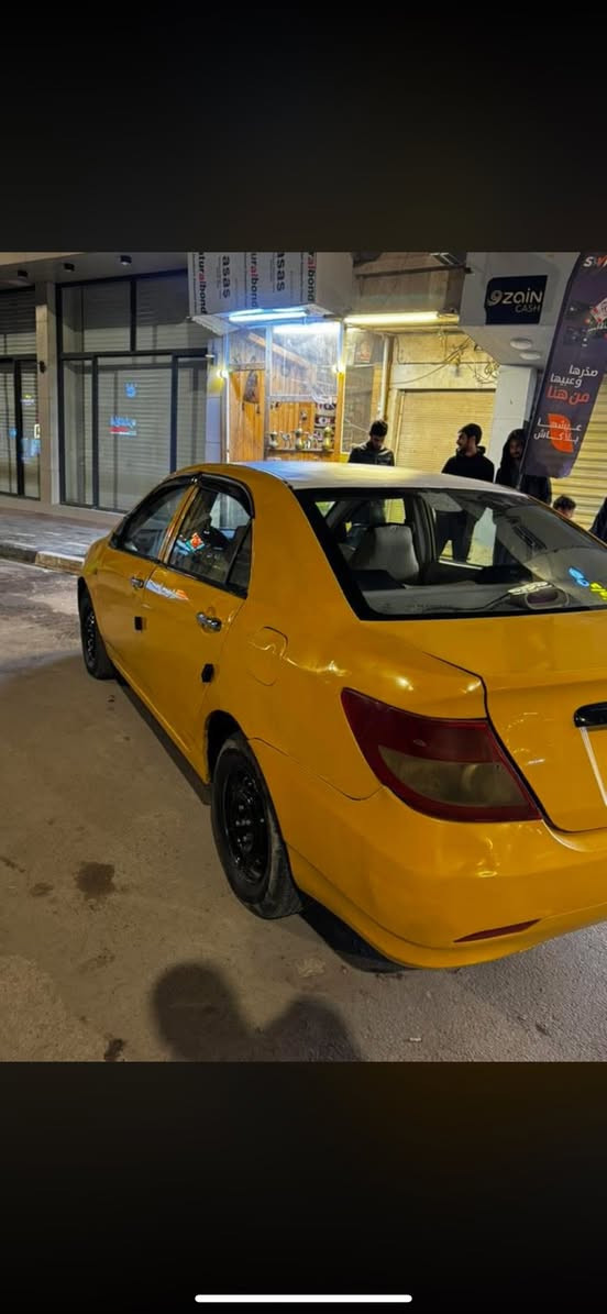 السلام عليكم للبيع بي وايدي F3 2011  المرغوب كير عادي كير مكينة خير من الله  صدر جديد تبريد شغال تدفئه شغاله السياره مابيها اي نقص عدا البور عندي وكف ما اعرف السبب   مكاني بابل المحاويل السعر ٣٩وبيهة مجال 
*********** واتساب 

 تصال ‭٠٧٨٣ ٠٤٩ ٢١٨٧‬
