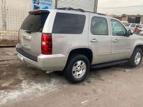 تاهو للبيع
2009
كفاله عامه من التبديل. والكص و الضربه 
فول مواصفات LTZ
خليجي السعر ٩٥ او بيها مجال بسيط
للاستفسار الاتصال على ***********
