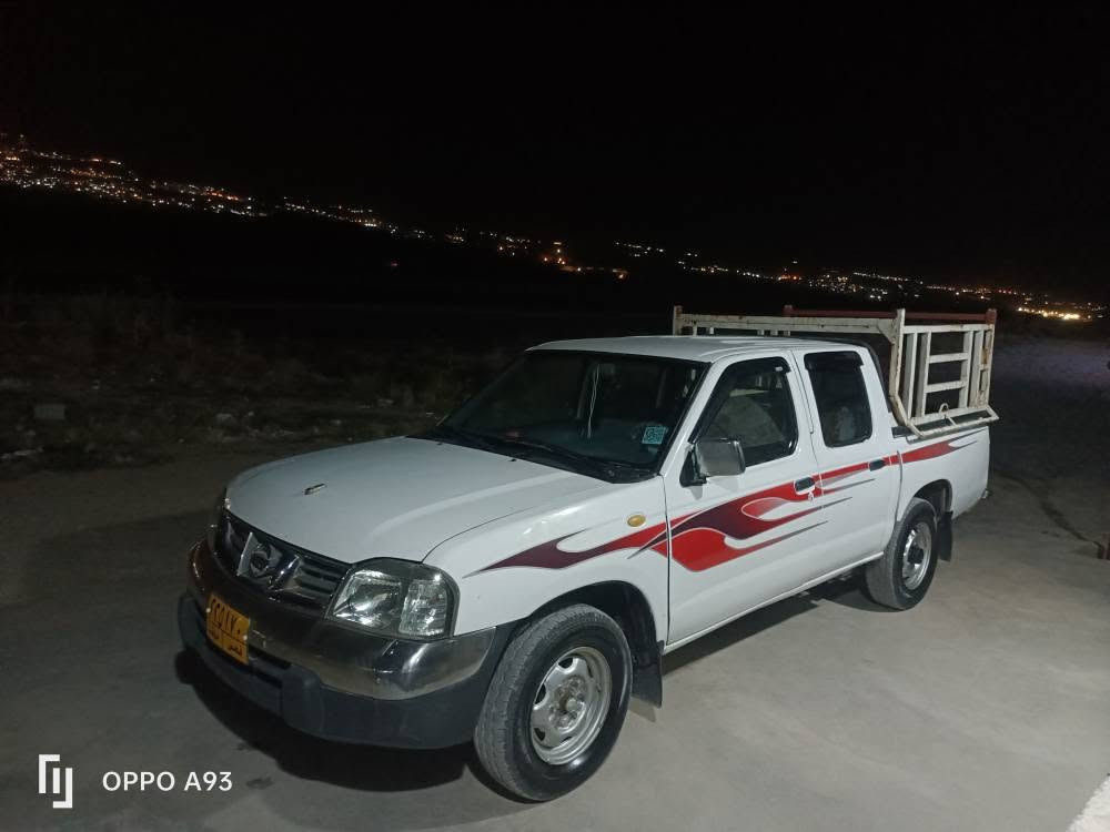 نیسان 2006مزایدە 
بیدەعم ولیدراو 
گیرومەکینە وئەکسلی تەقەورەقەو کارەبای بەشەرت 
تەپریدوو پاوەر
چوارتایەی لوک 
کابریتەر
ناورەساسی
یەکدینارمەسرەفی نیە
سەیارەکەبیمەسرەفەو پاک کراوەتەوە
*********** السليمانية, العراق
