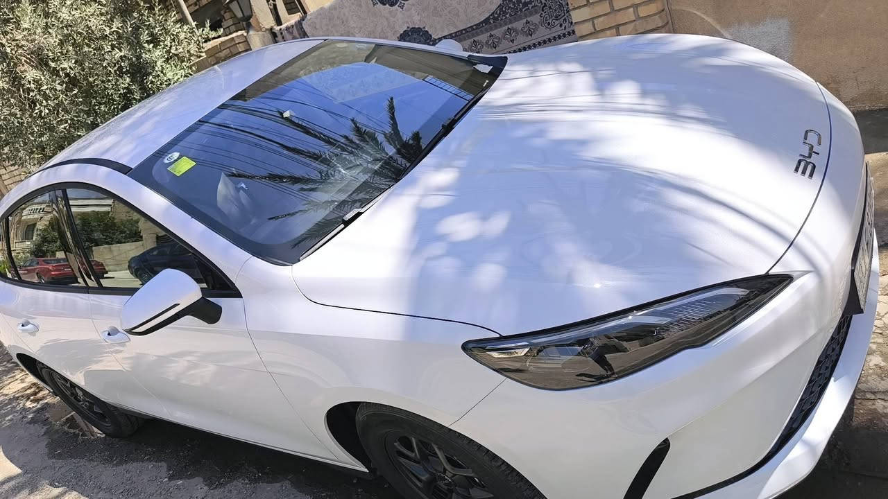 BYD BYD العراق سيل 5 
بعدها بحالة الزيرو مرقم بغداد ماشية الفين كلي  المحرك 500 
بغداد / الغزالية 
***********

