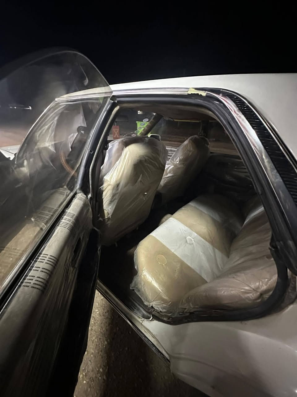 السلام علیکم سیاره شیزر مودیل 89 رقم کربلاء مكينه وکیر جدد حدادیه جدیده تخم توایر جدد کهربائي شغاله من الطول الطول مقفوله قصه ونقل جثه سنويه لل 28 تحویل مباشر سعر 35 وبيها مجال ومراوس حسب القناعه مكاني نجف الرقم ***********
