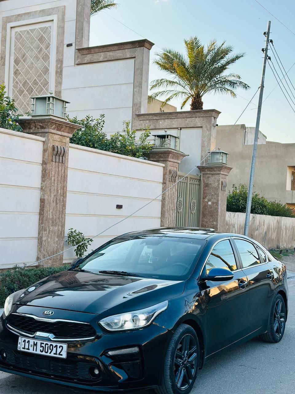 سلام عليكم فورتي موديل 2021 السعر ‏ 117
حادثه جاملغ وباب والبنيد نصه
مكان بغداد التصال ***********
السياره فول 1/1 ماعده البصمه
المواصفات . ماشيه 70
فتحت سقف
حجم المحرك 200 دوش  شاشة كبيرة ابل كار بلي
كاميرا دورة ￼
كشنات حار + بارد
.قطعتين تبريد ❄️ثلج ￼
شحن وايرليس
حساسات خلفية مع جرس تنبيه
.رادرات جانبية+ وامامية+ وتحديد مسار 
مكاني بغداد السعر 117🔥 بيها مجال ￼￼
