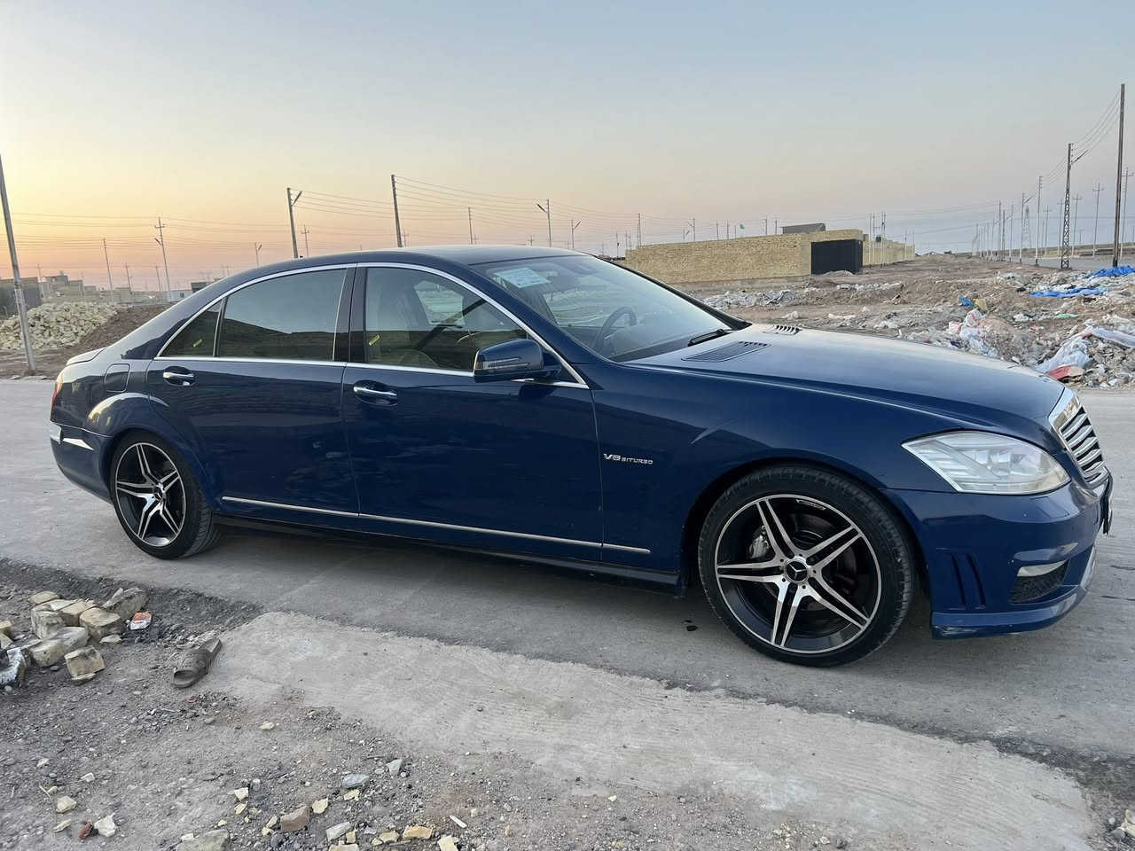 السلام عليكم
مارسيدس اس 63

سياره جديده ولونها مميز 

حجز مروري كبل بوجهك للفحص

مكفوله كص وعشائر وسرقه وانتر بول

مكان السياره ميسان

سعر 135 وبيها مجال

***********
