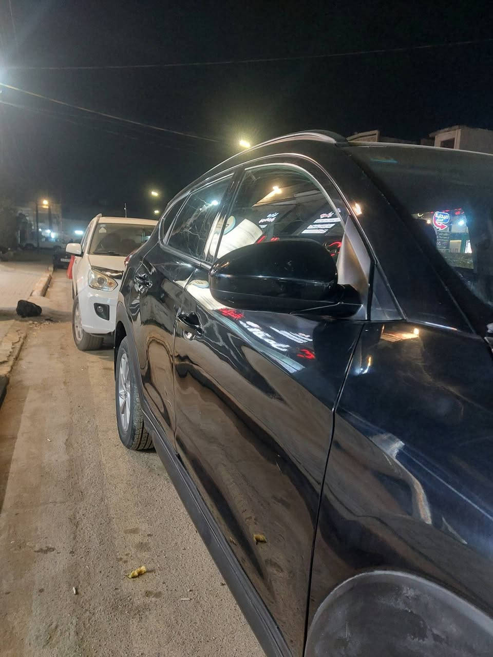 توسان للبيع سعرها١٣٥ اسود بغداد نضيفه السيارة استخدام بيت فقط تخم تأير منضومه زنون جاهزة السياره مكان السيارة محمودية ***********
