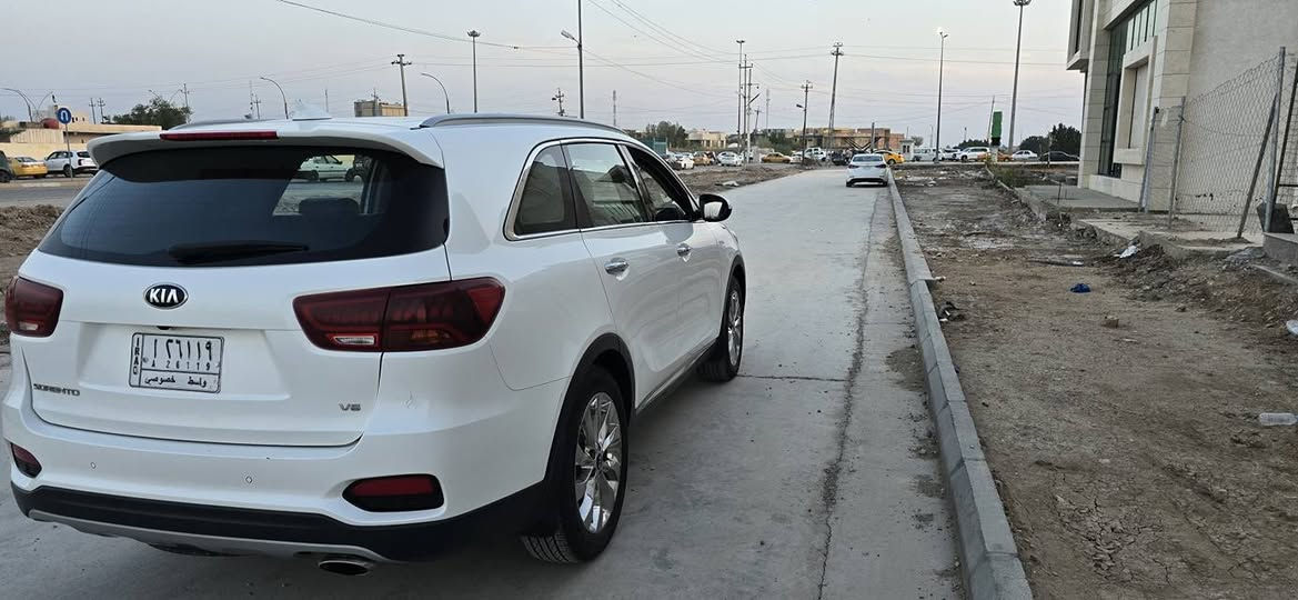 سورنتو ٢٠٢٠ خليجي ستة ماشية ٨٤ بيه تبديل قبق الجنطة اثر حادث خفيف جدا وبارد شبر مكفولة من الصبغ السعر ٢٤٥ 
***********
