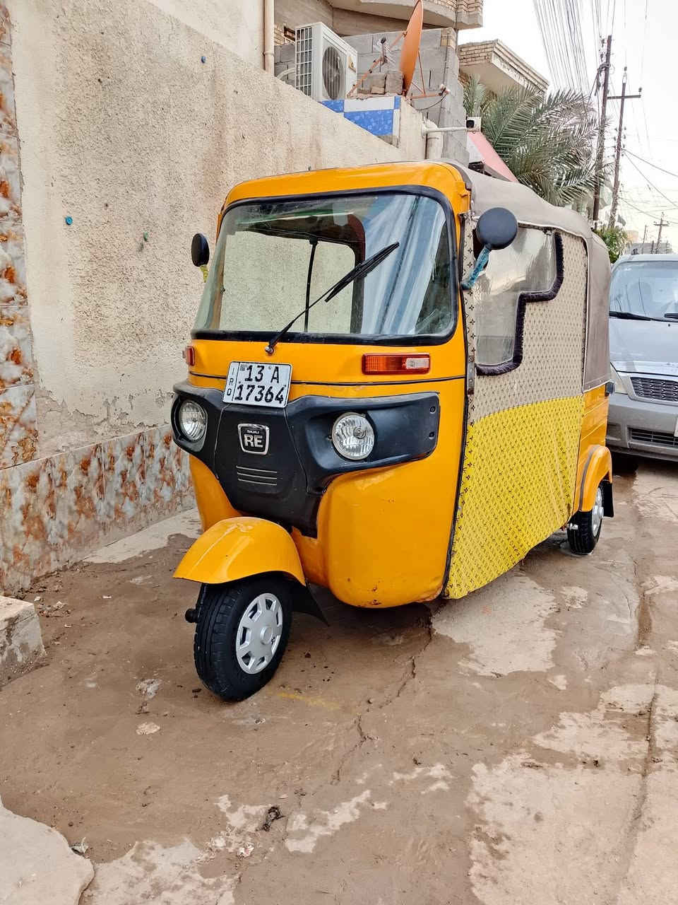 السلام عليكم اخوان تكتك مديل 2019رقم وسنويه بيها طخات بلغود والمكينه مجفته تجفيت شركه السعر 5800وبيها مجال مكاني ميسان ***********
