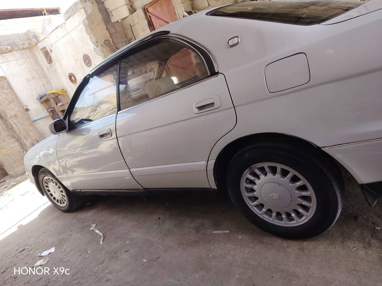 سلام وعليكم سياره بطه للبيع العنوان البصره شط العرب الجزيره السياره بأسمي مباشرتاً سنويه جديده تحويل ثاني يوم سنويه لغايه2031 الك بيهه سنه بدون هزه تحول مباشرتاً سياره تبريدها ثلج 🥶تبريد خلفي امامي 
تحكم عينه كشن كهربائي كهربائيات كلهه شغاله سياره مكفوله م̷ـــِْن الكص ونقل ومن العيب شرعي
اكثر تفاصيل انتصال *********** وتساب او تصال
السعر 48 وبيه مجال للشراي فقط
#ملاحظه: رجاءً رجاءً ،،الموشراي لٱ يخابرني تحياتي للجميع

