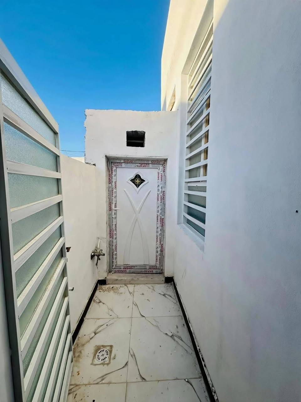 ✅#طابو_زراعي_سند_25_أقرار_محكمه

بسعر /21/ مليون مع المجال

موقع /نجف 🏡شارع الحولي مال المطار عمود/ 314 

البناء 🏡 

غرفه/صاله معزوله/مطبخ معزول/ صحيات خارجيه  /مكشوفه 

بناء مرتب/ اساس + سقف كونكريت + طابوك/ أرضيه بورسلين ابو ال 60

ألخدمات 🏡 #بعد_عن_سوق_100م

ماء/كهرباء/مدارس/سوق/تبليط/مولد

***********
