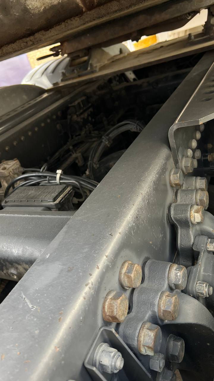 سلام عليكم سكانية سحال موديل 2013 معلاية كير كهربائي مكينة (8)R560 رقم بصرة سياراة جاهزة عنوان واسط قضاء الحي الاتصال ***********
