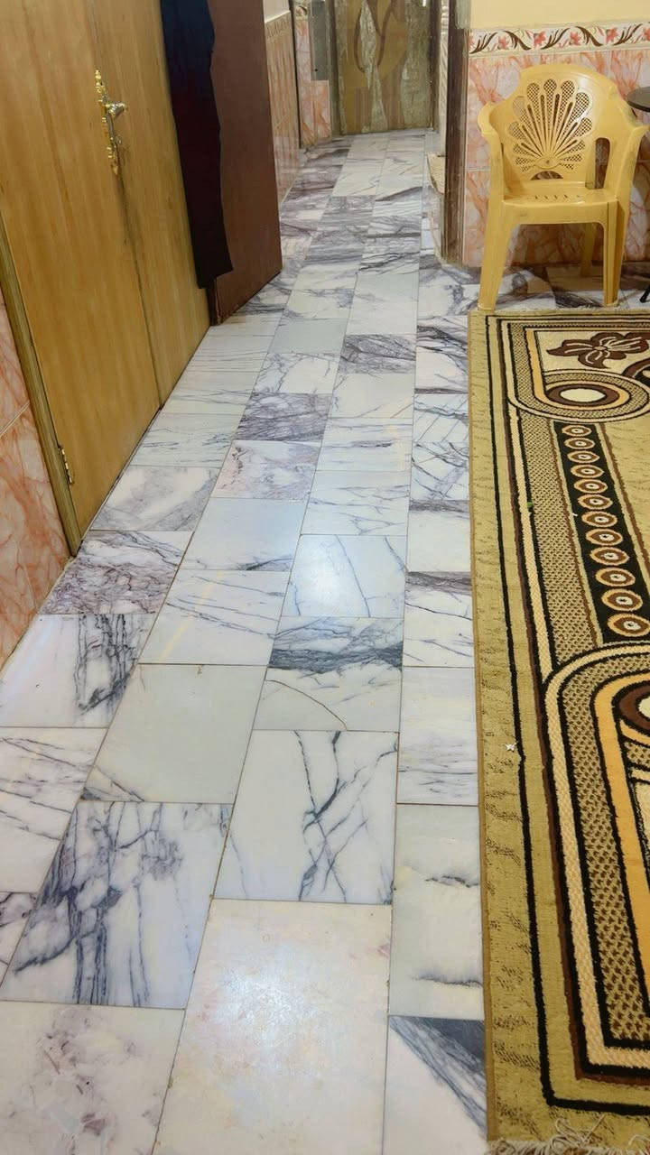 📍 العنوان: قرب مجمع بيسان على شارع عريض وجه البيت على حائط المجمع
المساحة: 200 م²
طابقين كونكريت + مشتمل مفصول عن البيت 
🔹 تفاصيل البيت:
• 3 غرف نوم
• 2 صحيات
• صالة عدد 2 استقبال كبير 
• مطبخ حار وبارد
• الطابق الأرضي: غرفة + صالة عدد 2 + استقبال كبير 
• الطابق العلوي:  غرف نوم + صالة 
المشتمل مفصول يحتوي على غرفة وصالة وصحيات
السعر 175 مليون 
للاستفسار الاتصال على الرقم 
***********
***********
