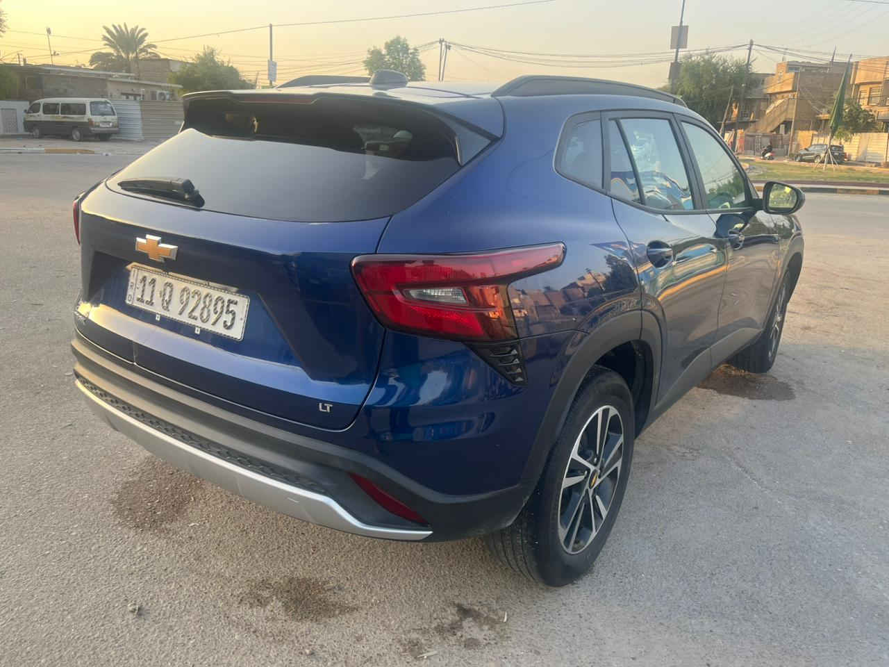 🔥 للبيع بسعر مناسب  او المراوس بشرط رقم بغداد                   Chevrolet Trax LT 2024 LT 2024 🔥

الوارد: أمريكي 
مرقم بغداد جاهز تحويل ✅

حادث خفيف جدًا  2 قطع                                                                     باب + جاملغ فقط
السيارة مرتبة ونظيفة  👍

أبرز المواصفات:
✔️ شاشة 11 إنج وكالة
✔️ تشغيل بصمة + ريموت ستارت
✔️ Apple CarPlay / Android Auto لاسلكي
✔️ كاميرا خلفية HD
✔️ تحذير مغادرة المسار
✔️ فرملة طوارئ
✔️ مثبت سرعة
✔️ محرك تيربو اقتصادي وعزم ممتاز
✔️ تبريد قوي جدًا

السيارة استخدام شخصي وما تحتاج أي صرف
السعر: ( 140$) قابل للتفاوض للجاد فقط

📍 بغداد
📩 للاستفسار خاص *********** فقط وتساب
