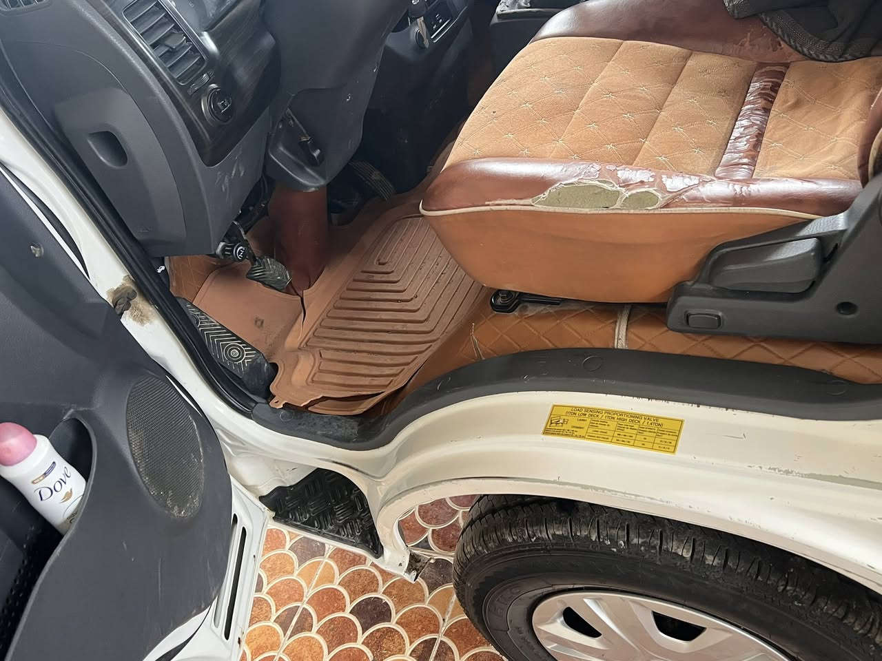 سلام عليكم 
كيا بنكو موديل2017مكفوله كفاله عامه تخم تاير وكير ومحرك واكسل وضع الشركه مامفتوح برغي بيها سياره بسمي رقم بابل انكليزي السعر125 وبيها مجال للشراي مكاني بابل النيل للاستفسار ***********
