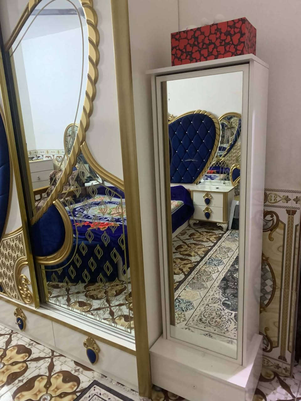 غرفه اخشاب تركيه بعدي جديد كامله  سعرها  مليون وبيها مجال قليل الاستفسار على خاص


**إذا كنت صاحب هذا الإعلان وتريد حذفه لأي سبب، رجاءا أرسل رسالة إلى الدعم الفني**