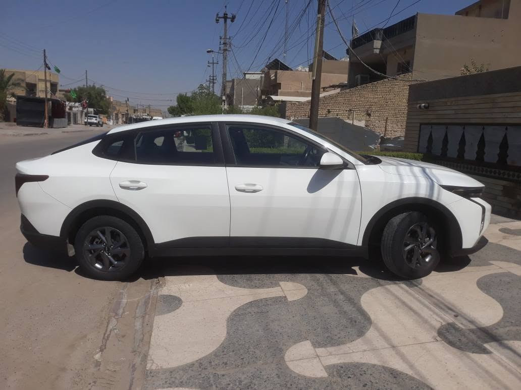 السلام عليكم Kia k3 للبيع موديل ٢٠٢٤ خليجية مكفولة كفالة عامة اخذتهه زيرو ع ايدي محرك ١٦٠٠ ماشية ٤٩ وقابل للزيادة دوشمة جلد كشنات وارضيات يعني دواخلهه على وضع الزيرو غلفتهه يله استخدمتهه المكان بغداد زيونة السعر ((١٥٥ ورقة ))وبيهه مجال للاستفسار *********** بغداد, العراق
