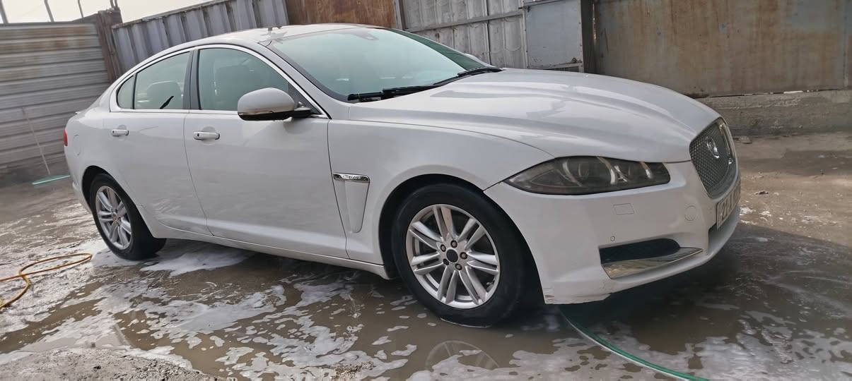 السلام عليكم جاكور خليجي موديل 2014 الرقم سليمانيه بسمي محرك 4 سلندر حجم 2000 فئه xf فول مواصفات محرك وكير وتبريد مكفولات بدون صبغ ولا ضربه ماشيه 67 الف كيلو الاتصال *********** العنوان بغداد شارع فلسطين للبيع او مراوس او أقساط
