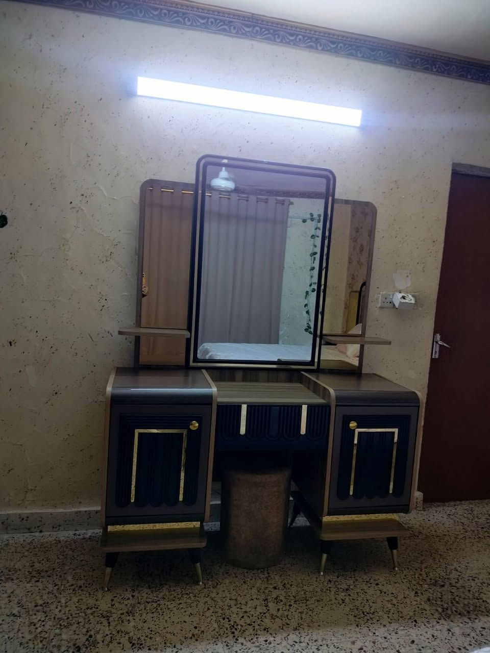 غرفه فول نظافه جديده بعدهي ب900هيه ودوشكهة


**إذا كنت صاحب هذا الإعلان وتريد حذفه لأي سبب، رجاءا أرسل رسالة إلى الدعم الفني**