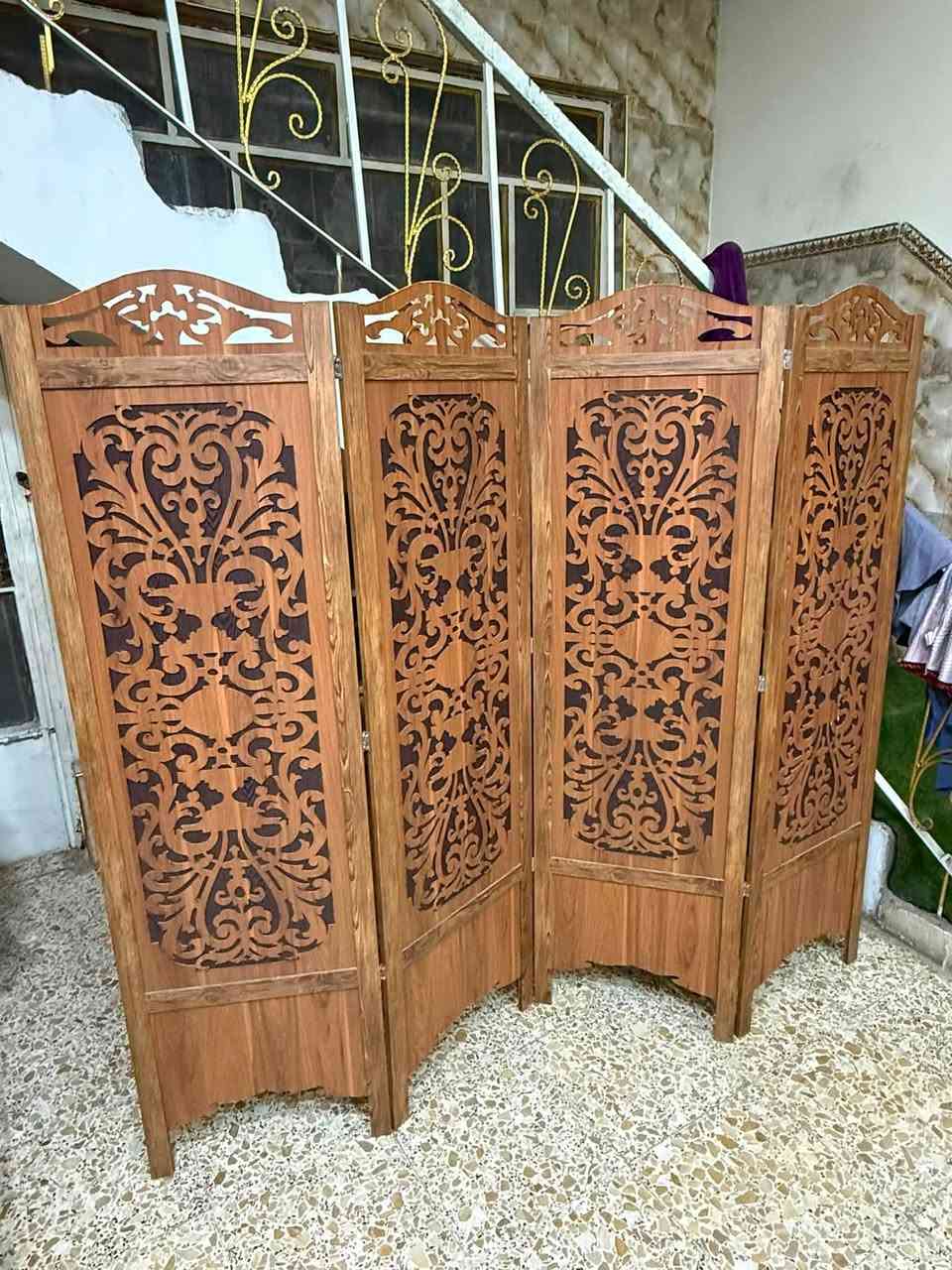 لسلام عليكم للبيع الغراض نضيفات 90/100 بس الشراي يراسل خاص أو ع واتساب *********** المكان بغداد مدينة الصدر
