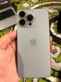 15برو ماكس نضيف جداد جدا ملحقاته كلها كامله  لتواصل واتساب 07737435056