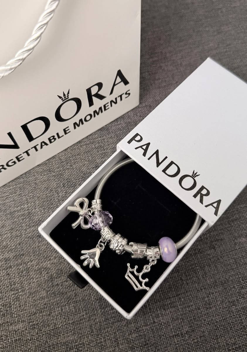 ✨ أسـاور باندورا مع تشارمز ✨

💎 أسورة أنيقة مع تشارمز مختلفة تضيف لمسة فخامة
❤️ أكثر من 20 شكل تشارمز متوفر 
🎁 مناسبة للهدايا وأعياد الميلاد والمناسبات


**إذا كنت صاحب هذا الإعلان وتريد حذفه لأي سبب، رجاءا أرسل رسالة إلى الدعم الفني**