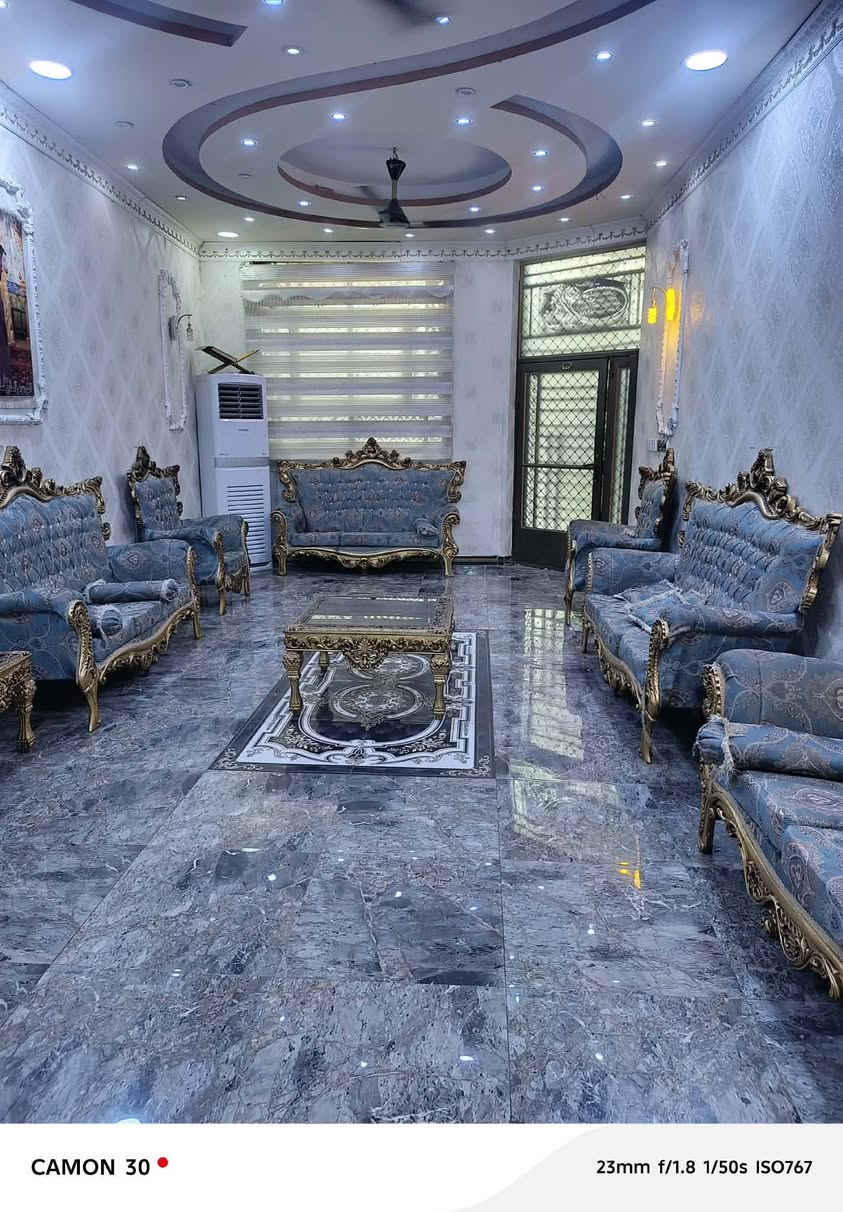 ( اللهم صل على سيدنا محمد وآل سيدنا ونبينا محمد )
 #دار_سكن_للبيع_زراعي_البوبيات_كربلاء

                 إعلان  رقم  (  307  )
               28  كانون الأول   2025

 #المساحة_الكلية  327 متر
 #مساحة_البناء  200 متر
 #الشارع  12 متر
 #البناء درجة اولى  مسلح 2021  طابقين
 مجاري رئسية
 ماء اسالة قوي
 طابق ارضي/ ٢غرفة نوم واستقبال وصالة ومطبخ ٧×٤ 
                    وصحيات داخلية وخارجية وحديقة ١٢م
                    و طارمة ١٤م بيها سقيفة على طولها
 طابق ثاني/ ٣غرف نظام سويت و صالة 

 #لطفآ لمعرفة السعر فقط اكتب   النخيل 

 #نستقبل_كافة_العروض_عقاري_تجاري_زراعي
    على واتساب المكتب   ***********
 
 او مراجعة مكتبنا   #النخيل_للعقارات
 #العراق_المثنى السماوة حي العسكري 

 #النخيل_ان_كنت_تبحث_عن_الافضل_والانسب
                (  بأدارة  )
             لطيف  المحمداوي 
=======_______=======_______=======
